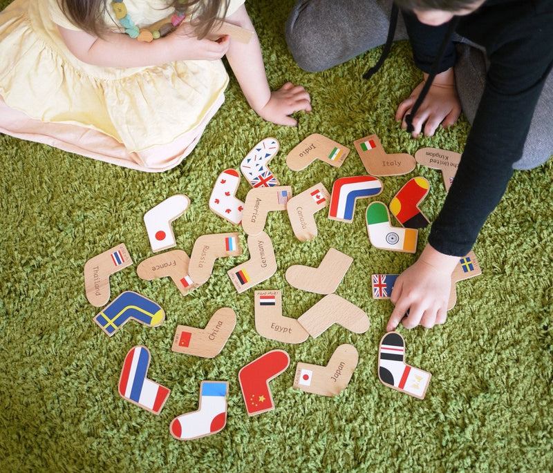 World flags wooden memory game