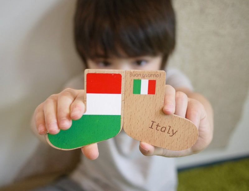 World flags wooden memory game